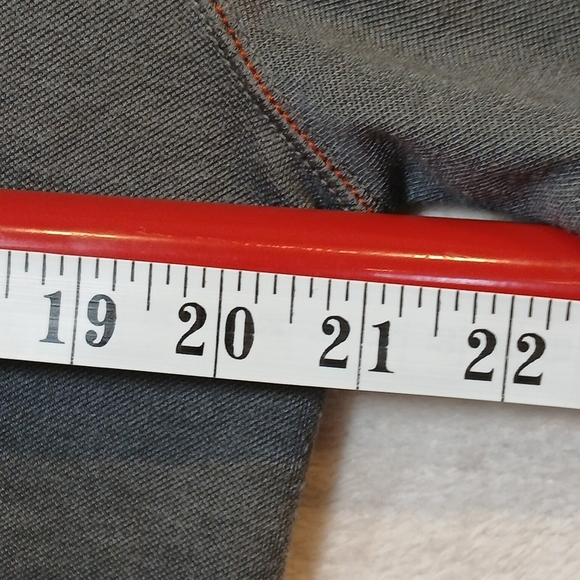 Tommy Bahama - Half Zip Gray Knit Sweater Pullover - Men's Size  Small - Picture 11 of 11